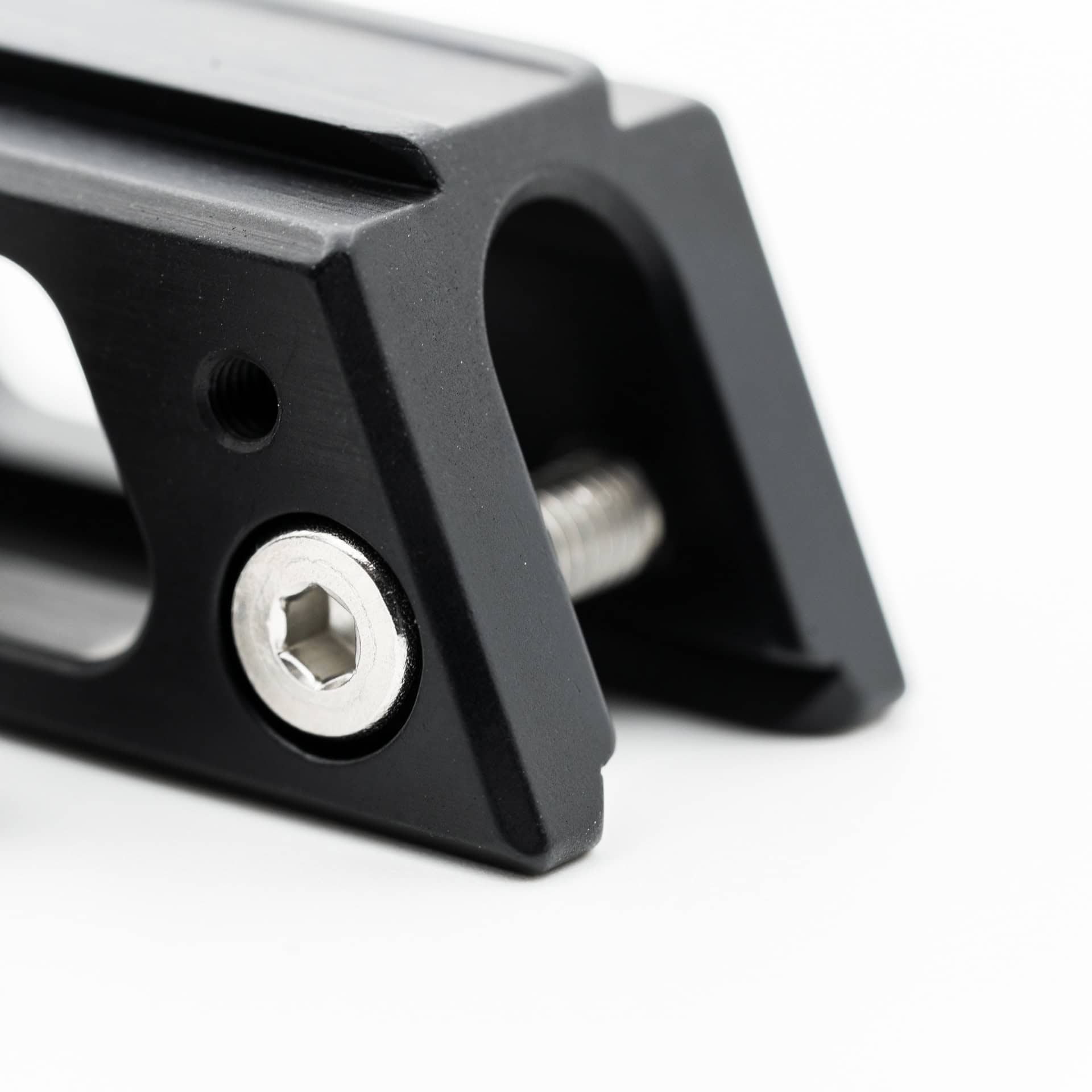 Anschutz 16mm rear riser for 1827F biathlon rifles in close up view