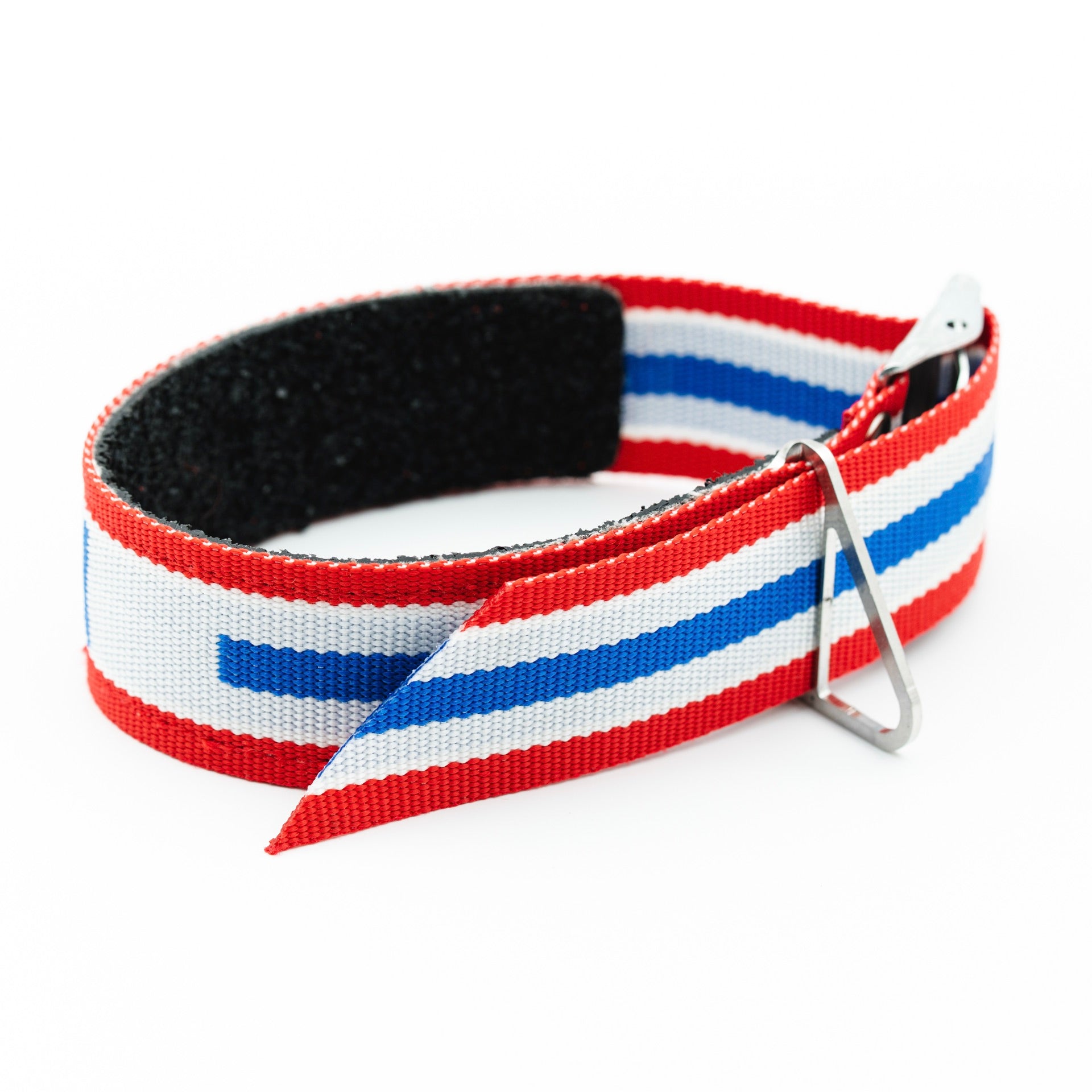 Larsen biathlon arm cuff with view of fixed sling hook and buckle